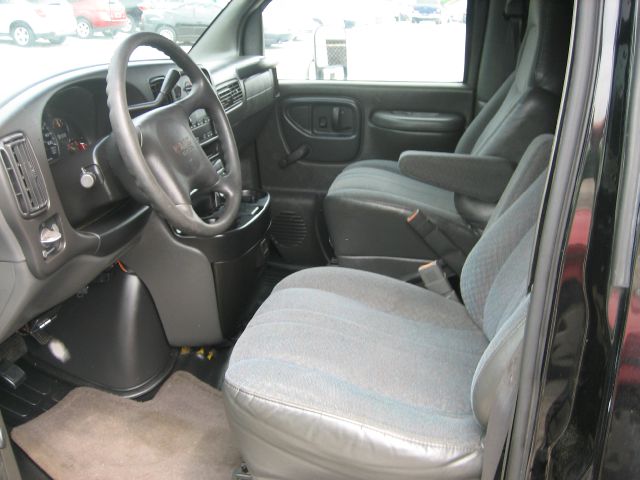 2002 GMC Savana Ls/5.3l/3rd ROW