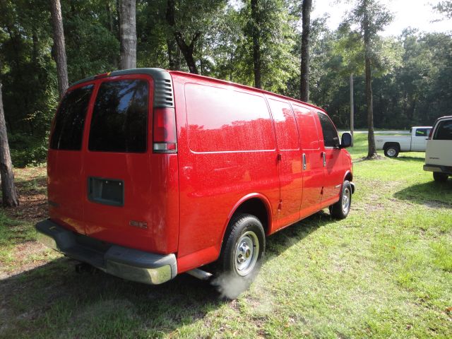 2002 GMC Savana AWD 3LT