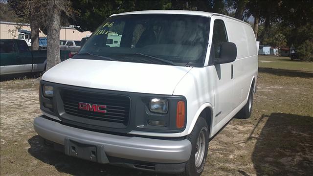 2002 GMC Savana Overland 4X4