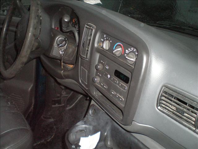 2002 GMC Savana Base