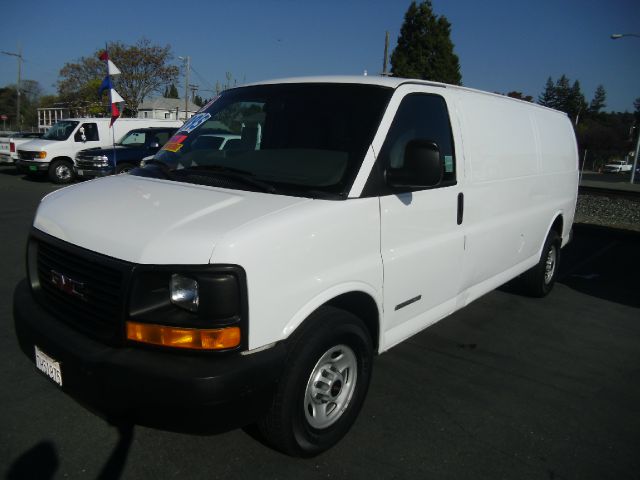 2003 GMC Savana Limited 4WD One Owner Leather