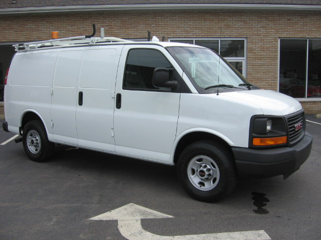 2003 GMC Savana AWD 3LT