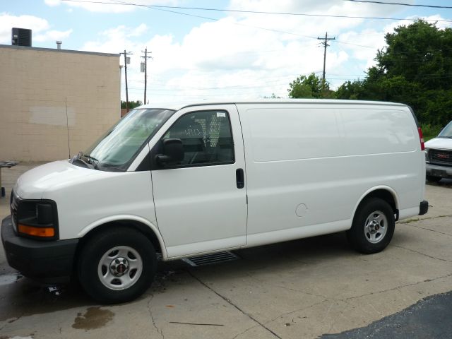 2004 GMC Savana 2004.5 4dr Sdn 1.8T Quattro Au