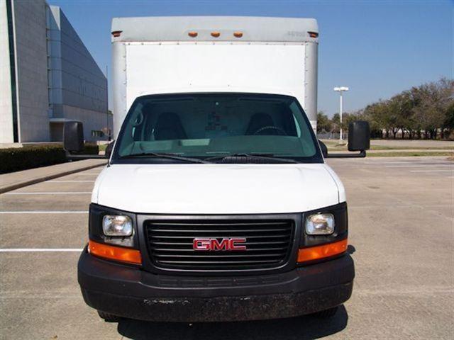 2004 GMC Savana Sle Pickup 5 3/4 Ft