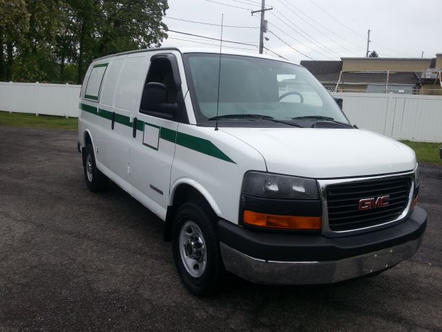 2004 GMC Savana VDC