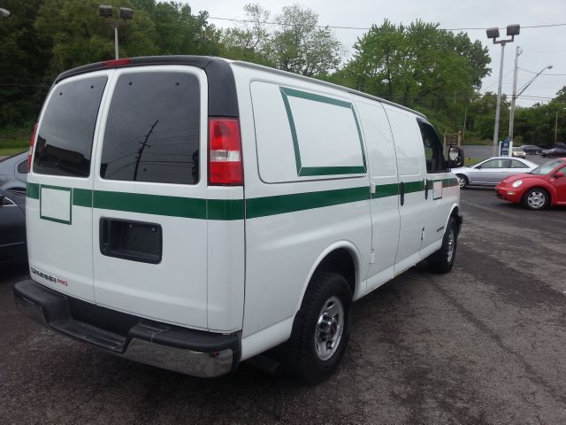 2004 GMC Savana VDC