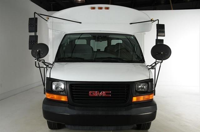 2005 GMC Savana Coupe 4D