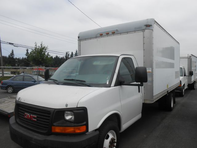 2005 GMC Savana 1.8T Cabriolet