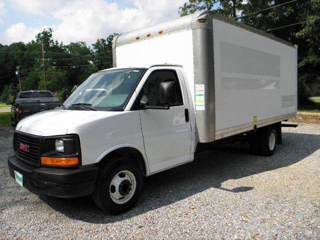 2005 GMC Savana 1.8T Cabriolet