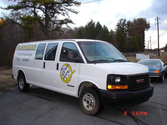 2005 GMC Savana Base