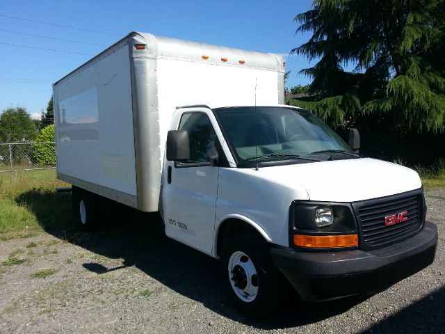 2005 GMC Savana 1.8T Cabriolet