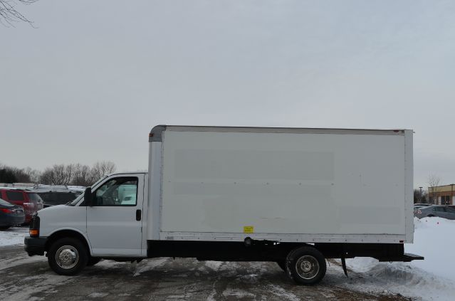 2005 GMC Savana 1.8T Cabriolet