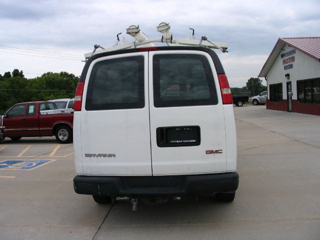 2005 GMC Savana Glk350 RWD 4dr SUV