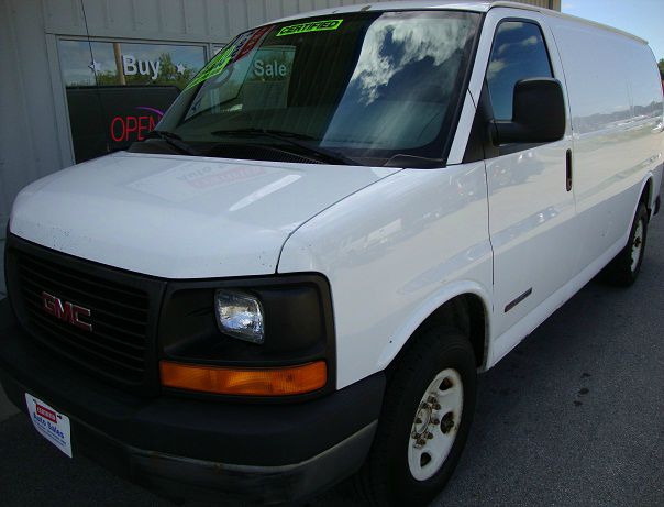 2006 GMC Savana VDC