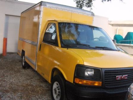 2006 GMC Savana Base