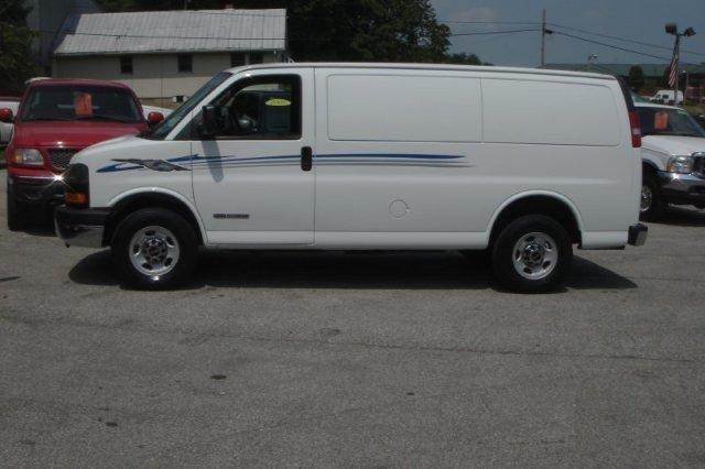 2006 GMC Savana AWD 3LT