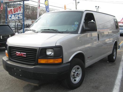 2006 GMC Savana AWD 3LT