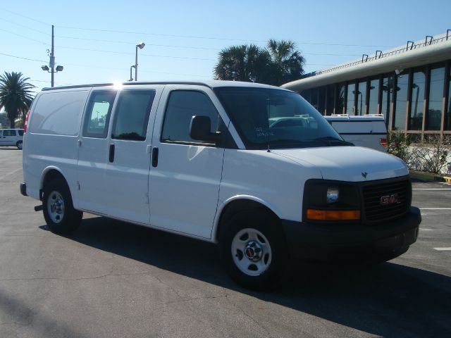 2007 GMC Savana Unknown