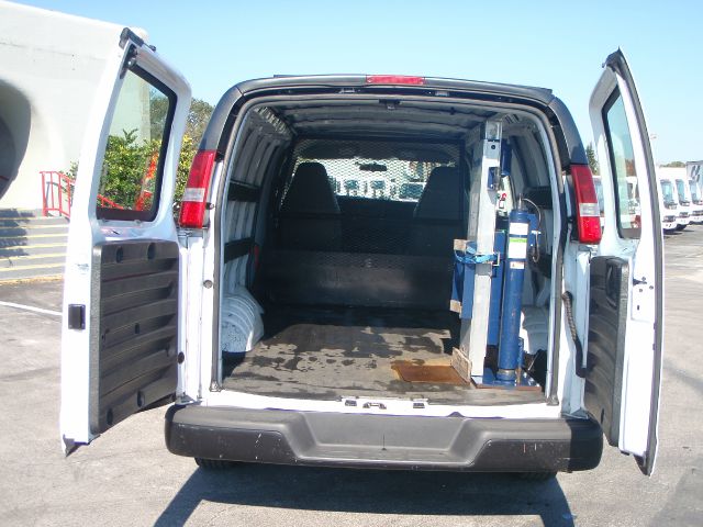 2007 GMC Savana Unknown