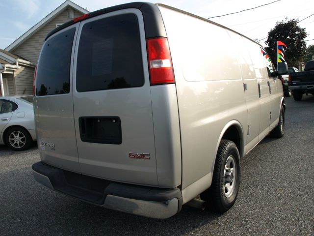 2007 GMC Savana REG CAB 1495 Down