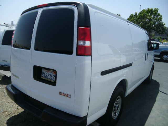 2007 GMC Savana 2004.5 4dr Sdn 1.8T Quattro Au