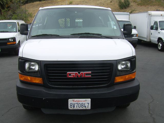 2009 GMC Savana VDC