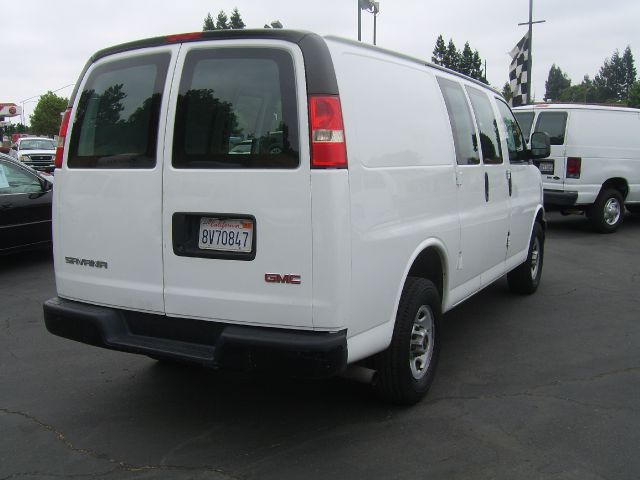 2009 GMC Savana VDC