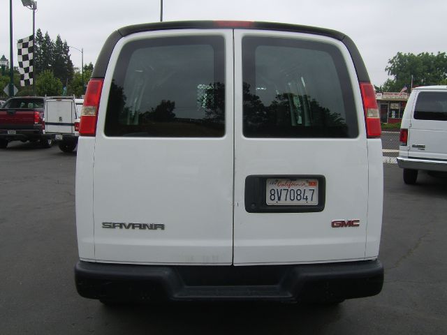 2009 GMC Savana VDC