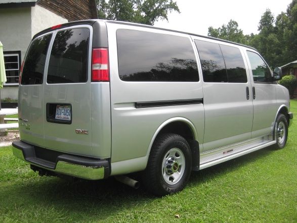 2010 GMC Savana Regular Cab Pickup