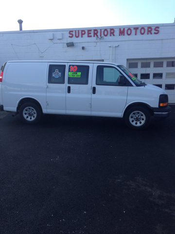 2010 GMC Savana REG CAB 1495 Down