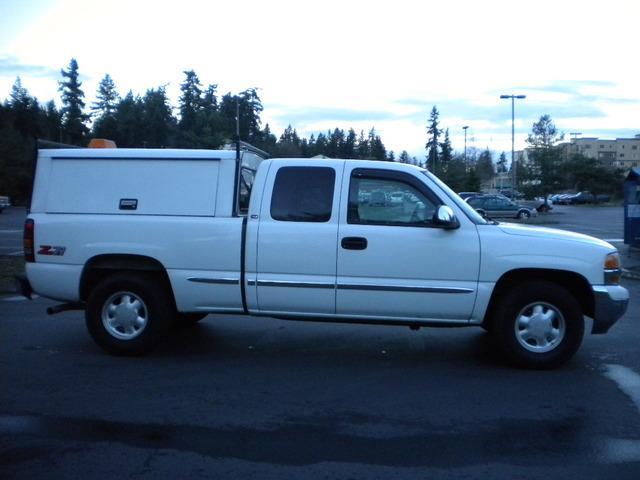 2000 GMC Sierra EX - Clean Carfax