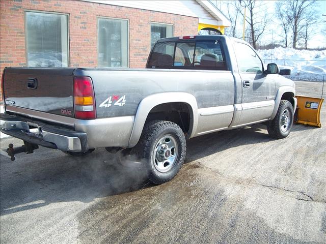 2000 GMC Sierra Gl450 4matic Navigation AWD SUV