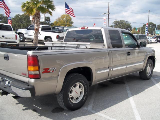 2000 GMC Sierra 4dr PZEV