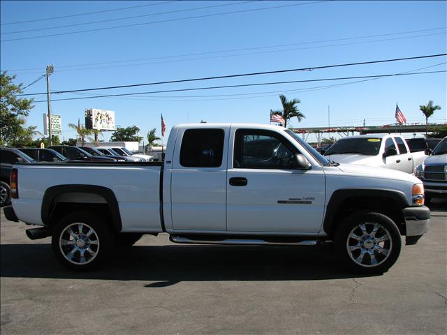 2001 GMC Sierra 3.0L Sedan 4D