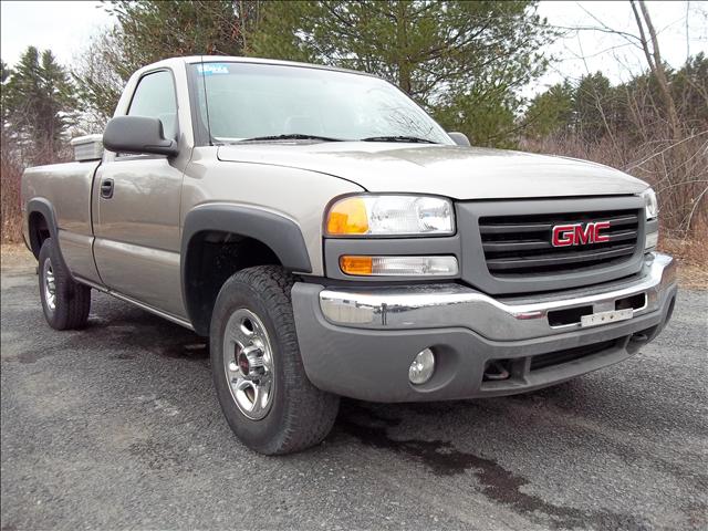 2003 GMC Sierra Base