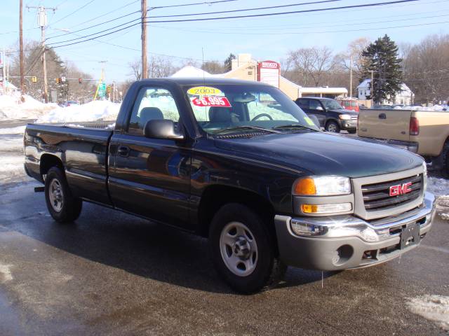 2003 GMC Sierra Base