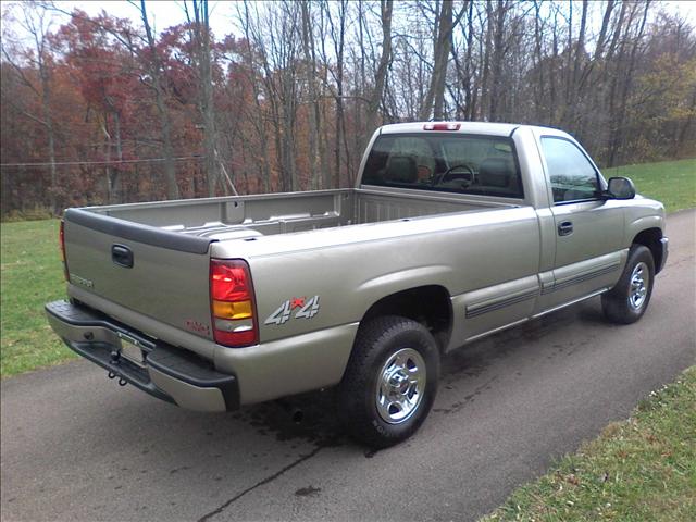 2003 GMC Sierra C300 4matic Luxury