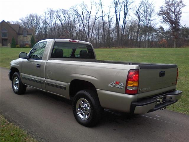 2003 GMC Sierra C300 4matic Luxury