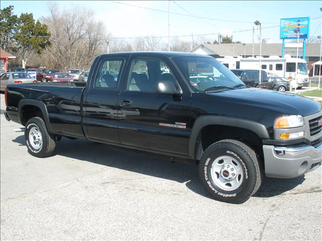 2003 GMC Sierra 3.0L Sedan 4D