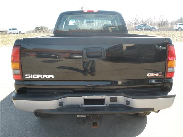 2003 GMC Sierra 3.0L Sedan 4D