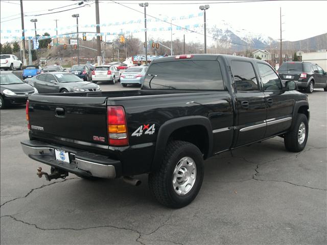 2003 GMC Sierra SLT