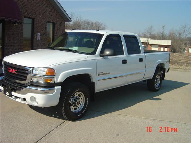 2003 GMC Sierra SLT