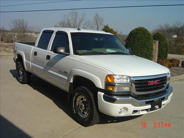 2003 GMC Sierra SLT