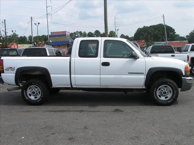 2003 GMC Sierra Unknown