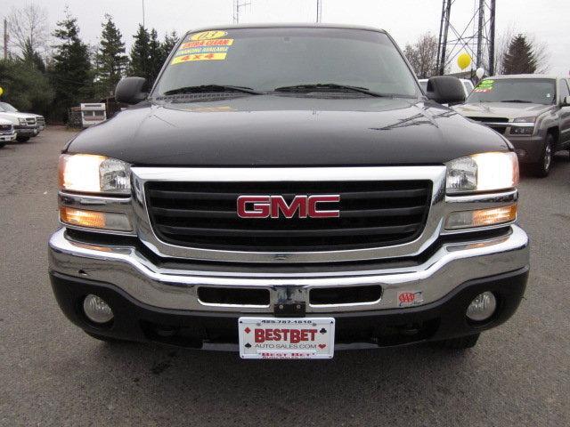 2003 GMC Sierra AWD 4dr 15