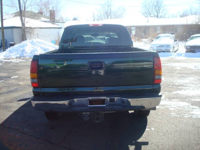 2003 GMC Sierra Base