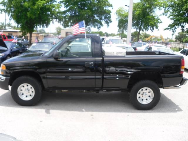 2003 GMC Sierra Unknown