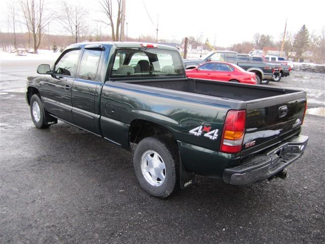 2003 GMC Sierra Unknown