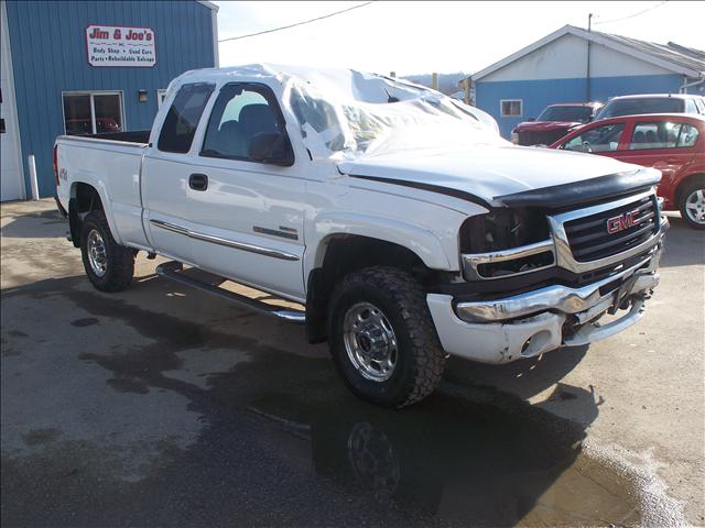 2003 GMC Sierra SLT