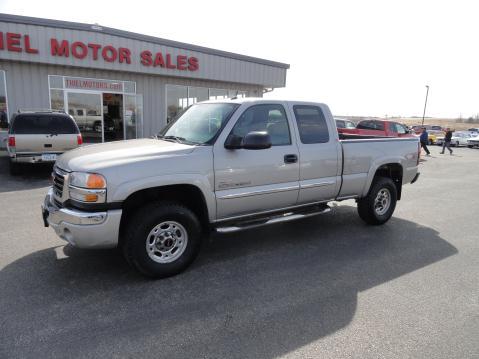 2004 GMC Sierra SLE Sierra 2WD